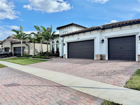 7680 Cavern Ln, Parkland, FL 33067
