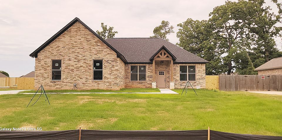 1st image of 6920 Woodmere Ct