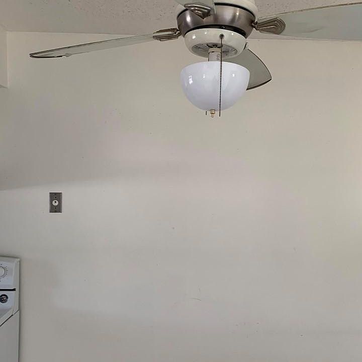 1st image of 702 N L St APT 14