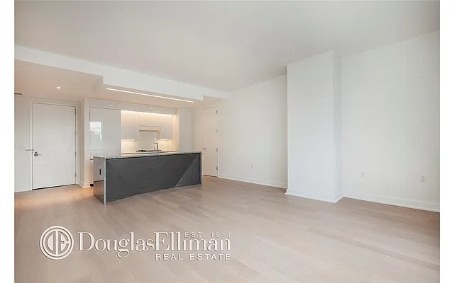 Rented by Douglas Elliman | media 29