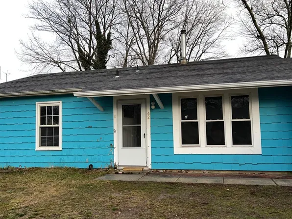 62 Windward Dr, Barnegat, NJ 08005