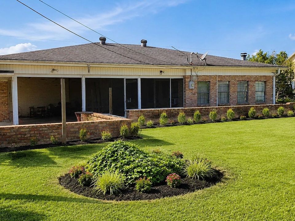 13th image of 187 Coteau Ln