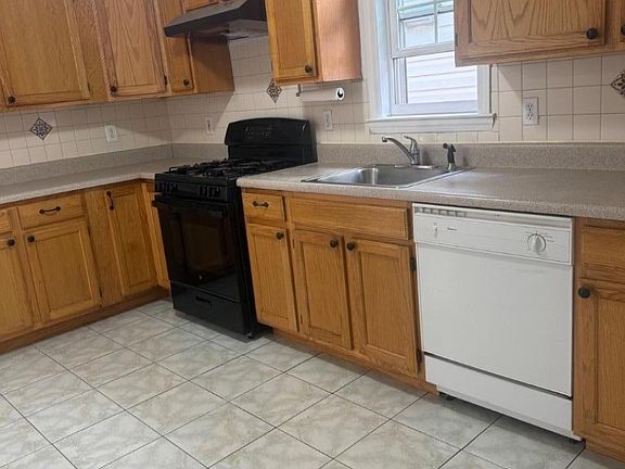 4th image of 311 S 7th St Floor 2
