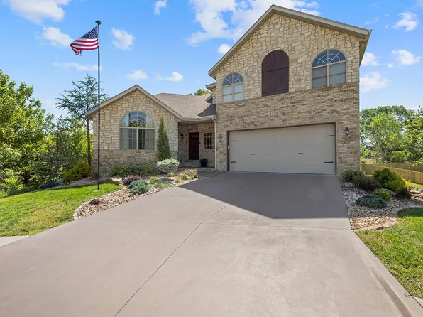 1218 W Holly Street, Ozark, MO 65721