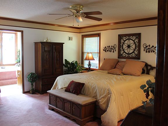 Master Bed Room