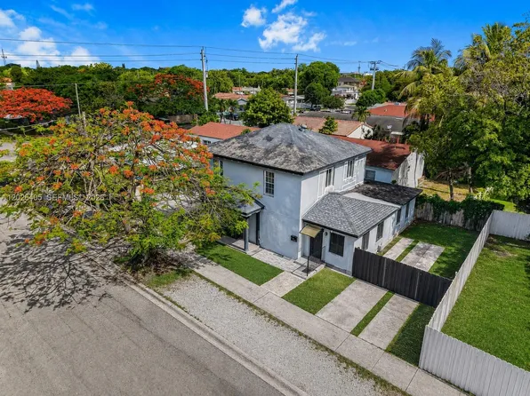 2275 NW 30th St, Miami, FL 33142