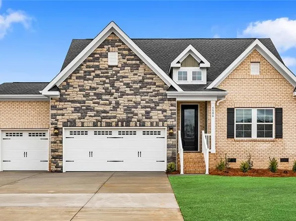 5506 Penguin Dr, Summerfield, NC 27358