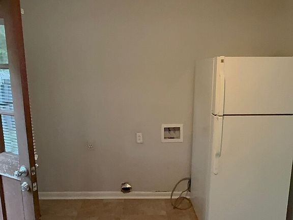 3rd image of 4554 N New Hope Rd