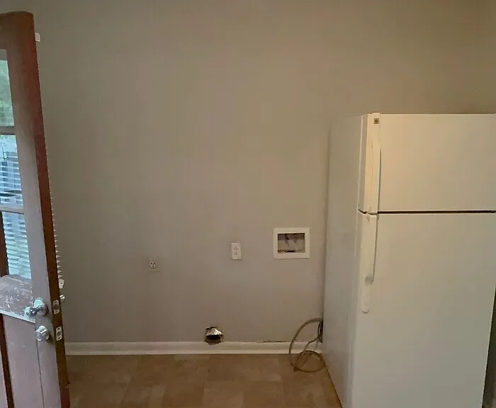 4554 N New Hope Rd — Photo 3