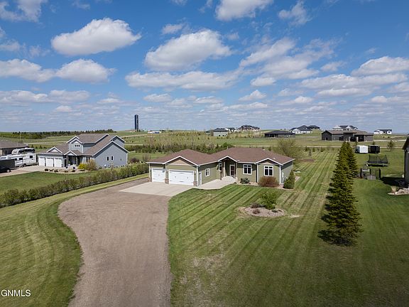 3rd image of 6512 Dakota Country Dr
