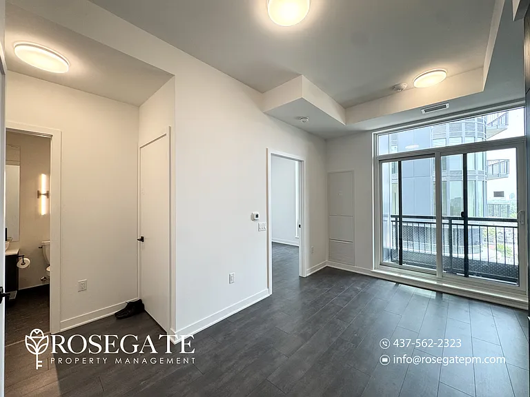 1185 Dupont St #903 — Photo 4