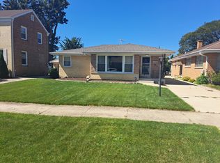 1848 Manchester Ave, Westchester, IL 60154