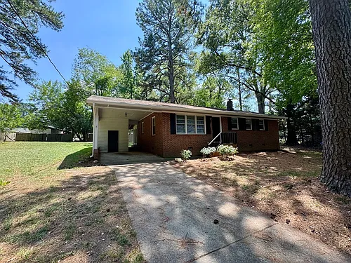 505 Locust Ln Photo 1