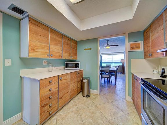 3rd image of 10410 S Ocean Dr APT 303