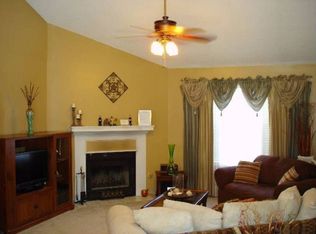 2376 Clare Ct SW, Marietta, GA 30008