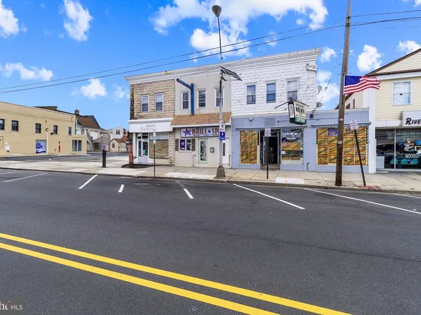 117 S Pavilion Ave, Riverside, NJ 08075