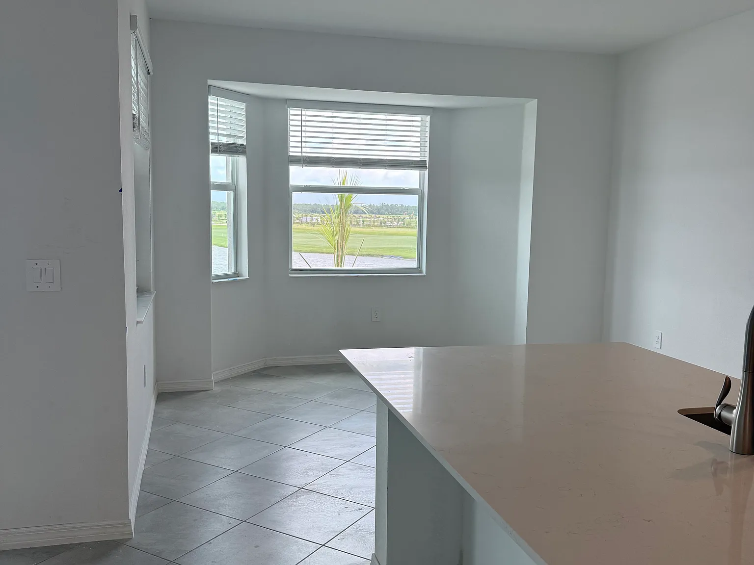 2 bed, 1200 sqft, $4,500 — Photo 1