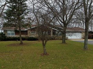 N1915 Holland Rd, Appleton, WI 54913
