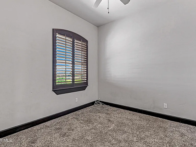 12744 Midland Ct — Photo 19