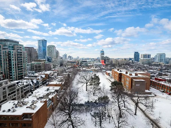 1315 Bay St, Toronto, ON