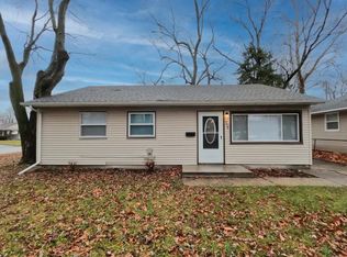 1908 Joanne Ln, Champaign, IL 61821
