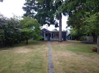 8820 34th Ave SW, Seattle, WA 98126