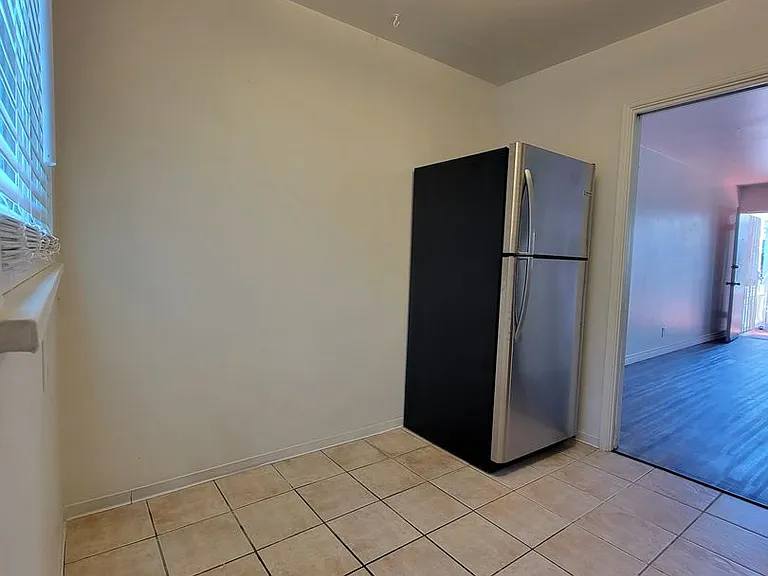 4882 Cape May Ave. — Photo 15