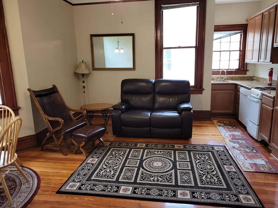 1st image of 4514 Prytania St APT 6