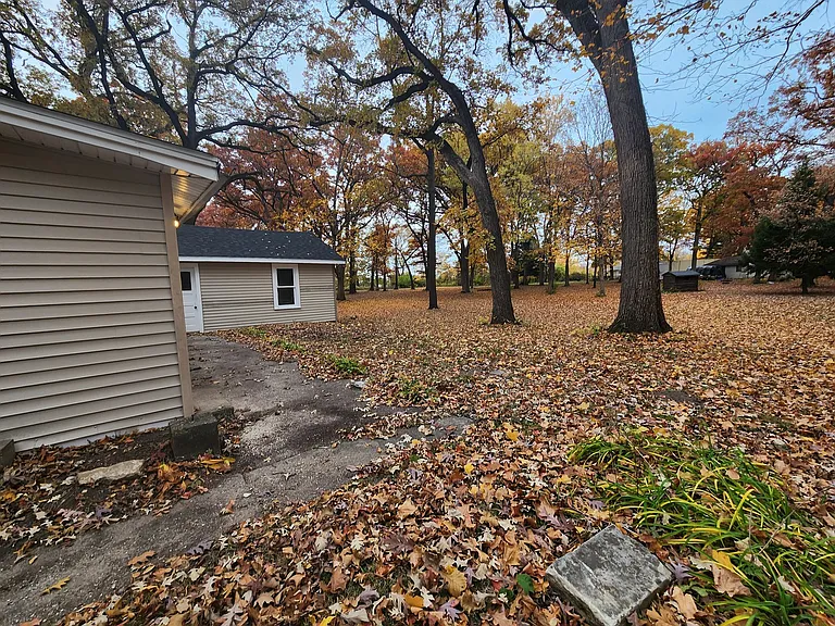 23628 W Dupage Country Club Dr — Photo 15