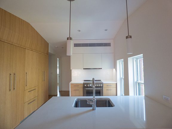 3rd image of 51 8th Ave APT 4
