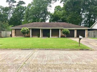 1185 Norwood Dr, Beaumont, TX 77706