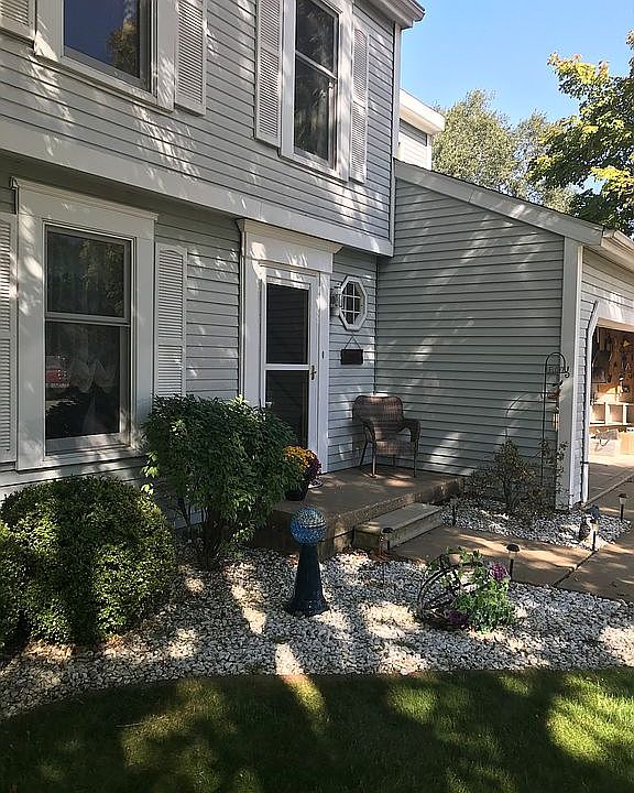 1st image of 222 Evergreen Ave
