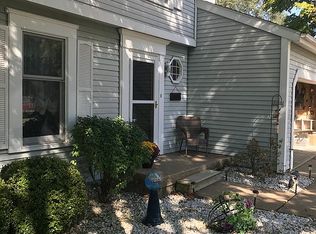 222 Evergreen Ave, Morton, IL 61550