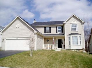 3612 Antoine Pl, St Charles, IL 60175