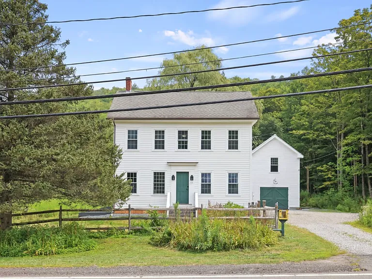 Main St — Photo 2