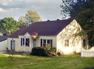 1203 E 25th St S, Independence, MO 64055