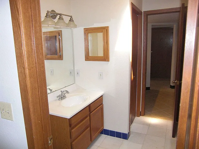 2960 Shadow Creek Dr #302 — Photo 16