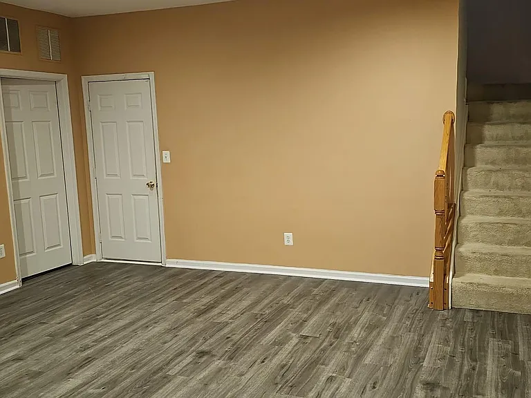 4130 Leclair Ct — Photo 11
