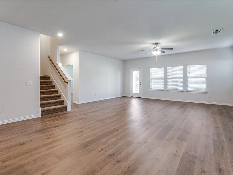 7221 Headingham Way — Photo 6