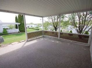 457 Canterbury Cir, Carnegie, PA 15106