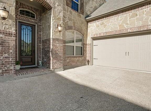 3rd image of 9603 Amberwoods Ln