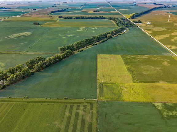 5th image of 140th Ave