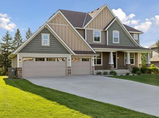 6778 Idlewood Way, Eden Prairie, MN 55346