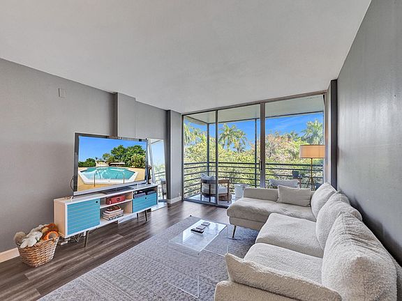 2nd image of 105 Royal Park Drive #4E