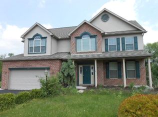 1399 Greenmeadow Dr, York, PA 17408