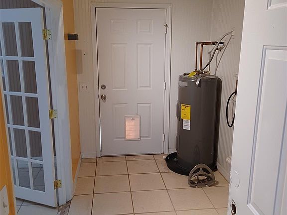 5th image of 371 Gokchoff Rd