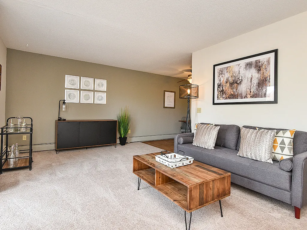 Lancaster Village Apartments — Photo 4