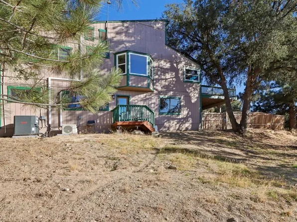 27225 Bluegrass Ct, Idyllwild, CA 92549