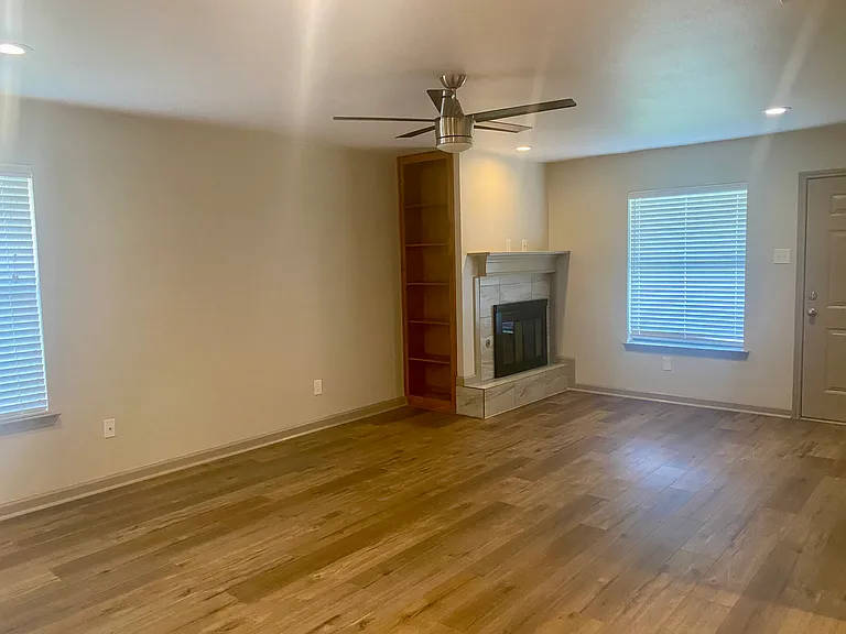 1419 S Story Rd — Photo 4