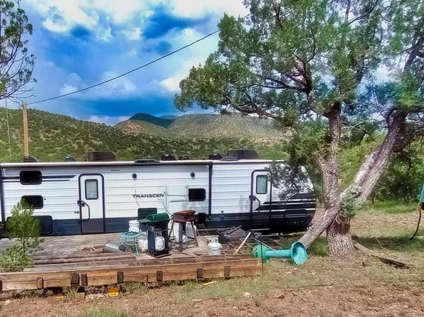 203/207 High Lonesome Trl, Fort Davis, TX 79734